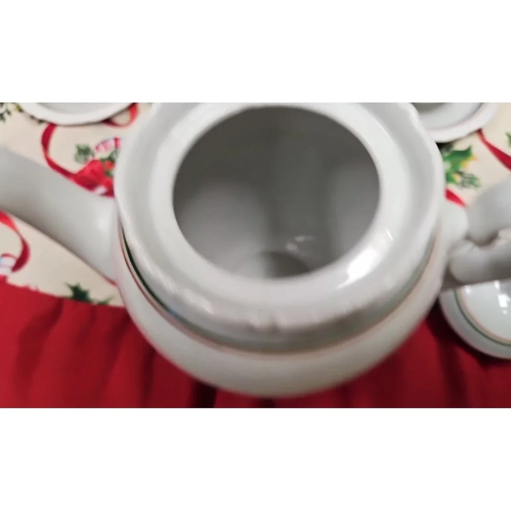 Tea‎ Set, 6 Small Coffee Cups, 6 Saucers, Cream and Sugar and Teapot, Kahla 166